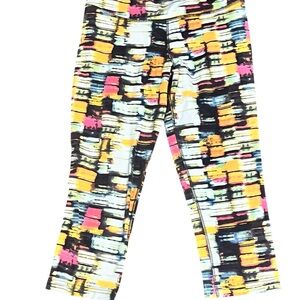 Nike Dri Fit Multicolor Patterned Cropped Leggings